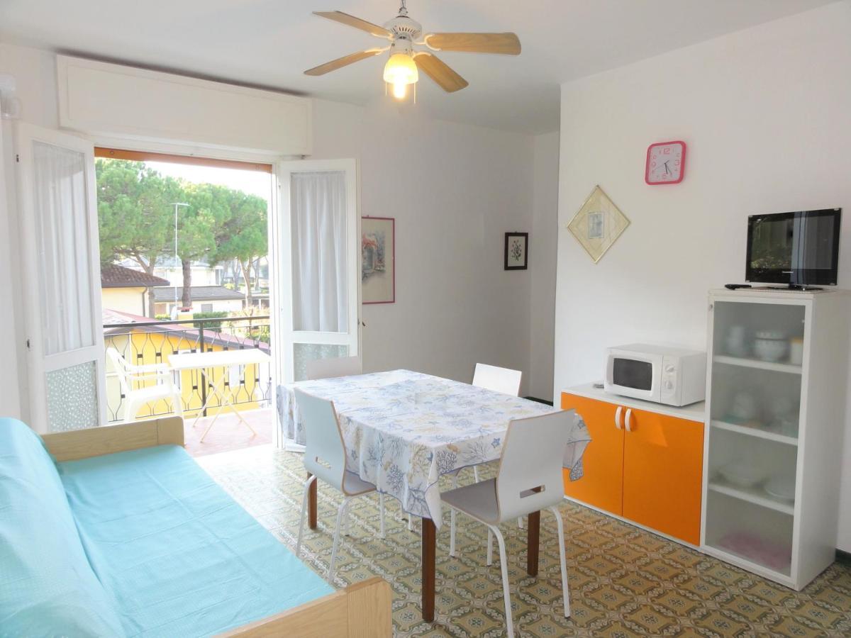 Villa Palma - Appartamenti Bibione Bagian luar foto