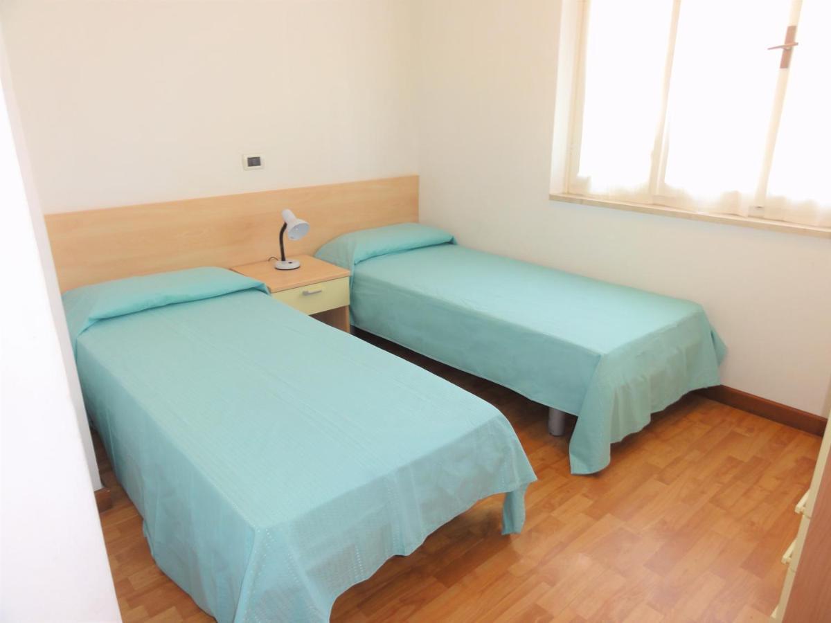 Villa Palma - Appartamenti Bibione Bagian luar foto